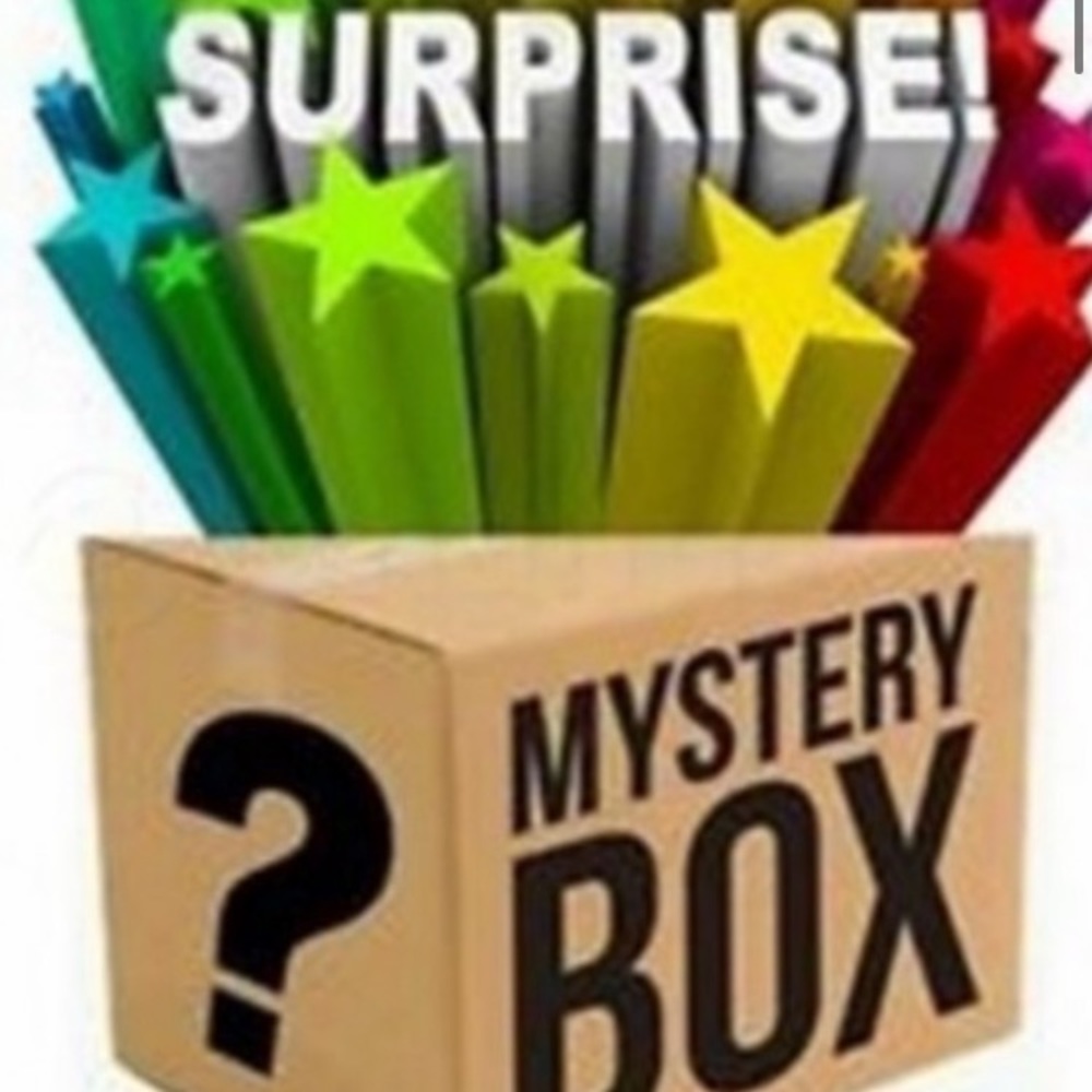 Mystery box of 10 pairs stud earrings